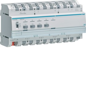Hager TYA664BN presa energia