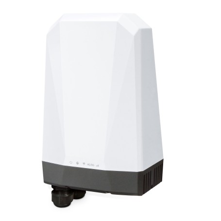 PLANET IP68-rated Industrial 5G NR Outdoor Unit with 1-port - 1-Port gateway/controller (FWA-2100-NR-EU)