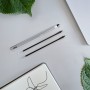BIC Cristal Re'New, Penna Ricaricabile Blu a Sfera, Fusto in Metallo (Punta 1mm), Confezione 1 Penna + 2 Ricariche (997202)