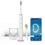 Philips DiamondClean Smart 9400 Sonicare Spazzolino Elettrico Sonico Bianco con App, con custodia da viaggio HX9917/88