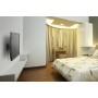 Equip 650322 Supporto per montaggio a parete TV curvo e inclinato da 60” a 100”