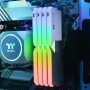 Thermaltake Toughram XG RGB memoria 16 GB 2 x 8 GB DDR4 4000 MHz (RG06D408GX2-4000C19B)