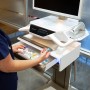 Ergotron CareFit Pro Grigio, Bianco Carrello multimediale (C52-22B1-C)