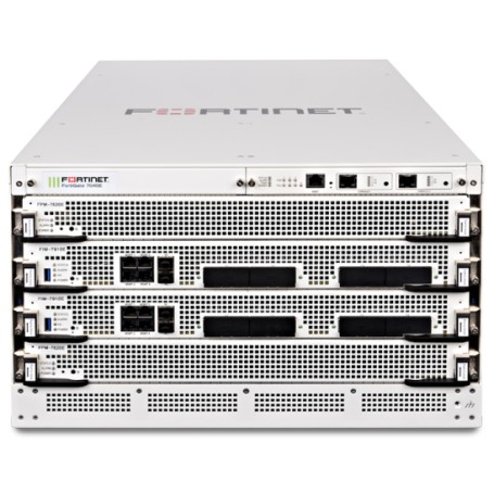 Fortinet FortiGate 7040E-9-DC firewall (hardware) 315 Gbit/s (FG-7040E-9-DC-BDL-950-12)