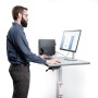 StarTech.com Supporto per PC a Parete - Staffa per Installazione a Muro di Computer Desktop fino a 18kg, Regolazione senza Attre (2NS-CPU-WALL-MOUNT)