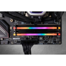 Corsair Vengeance CMW16GX4M2A2666C16 memoria 16 GB 2 x 8 GB DDR4 2666 MHz (CMW16GX4M2A2666C16)